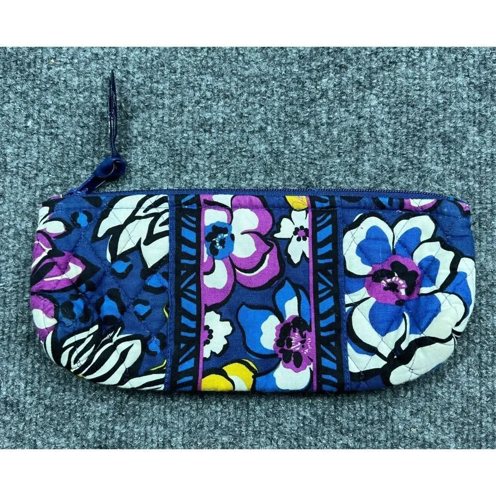 Vera Bradley Cosmetic Makeup‎ Bag Womens Quilted Zippered Blue Floral Pouch